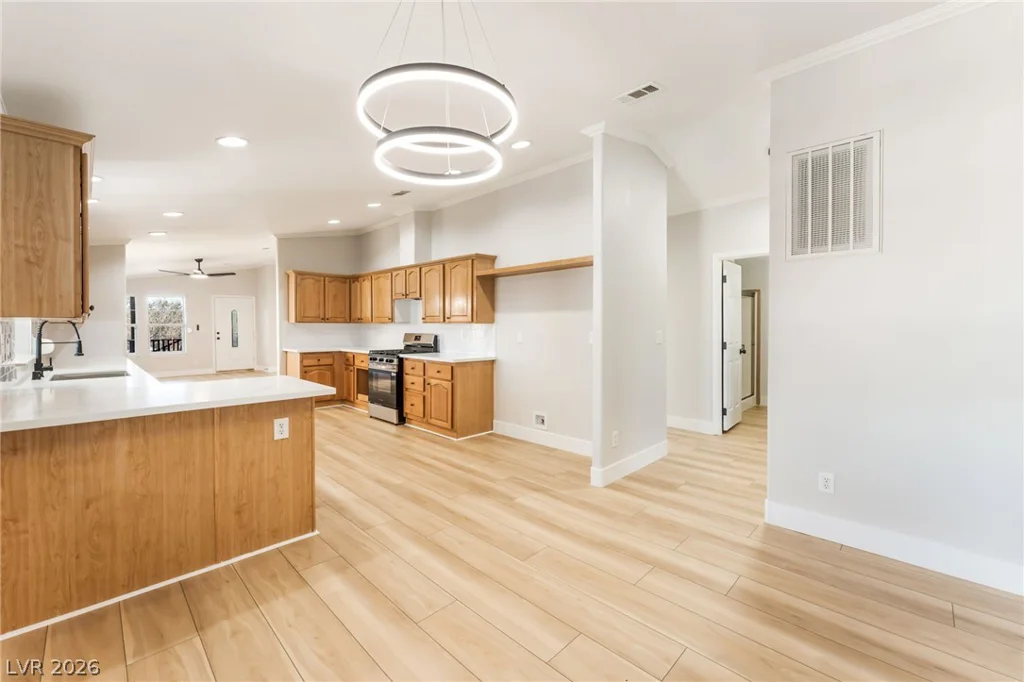 6153 Shenandoah, Las Vegas, NV 89156