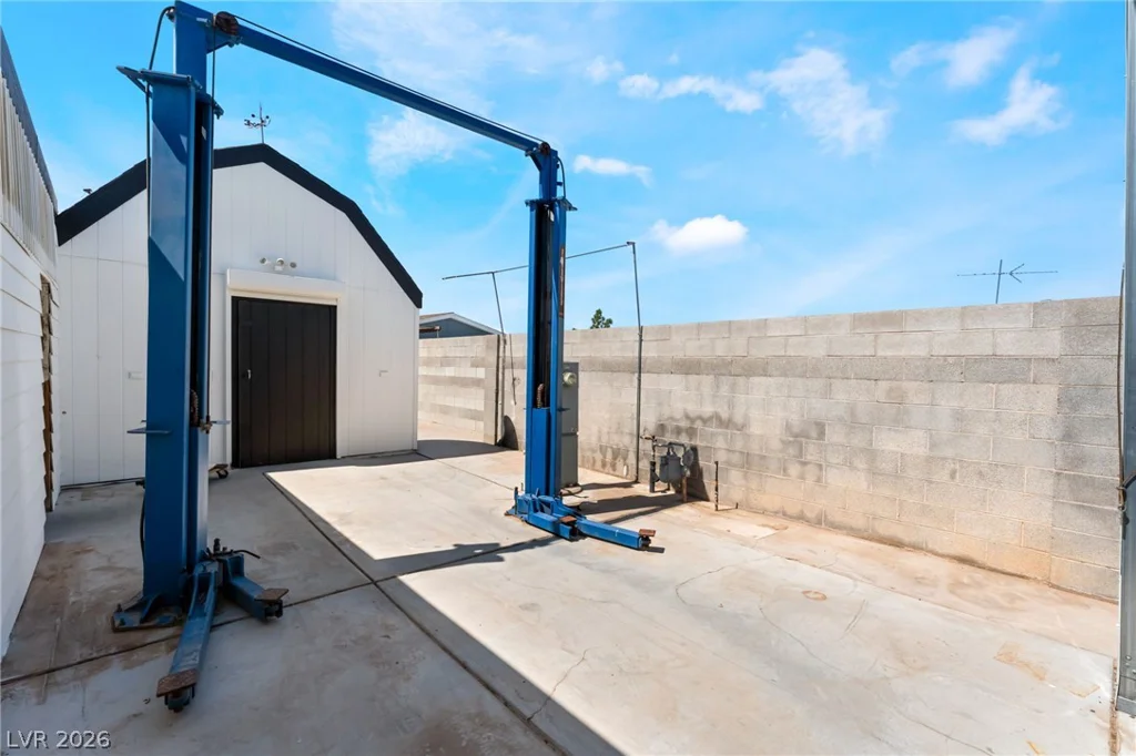 6153 Shenandoah, Las Vegas, NV 89156
