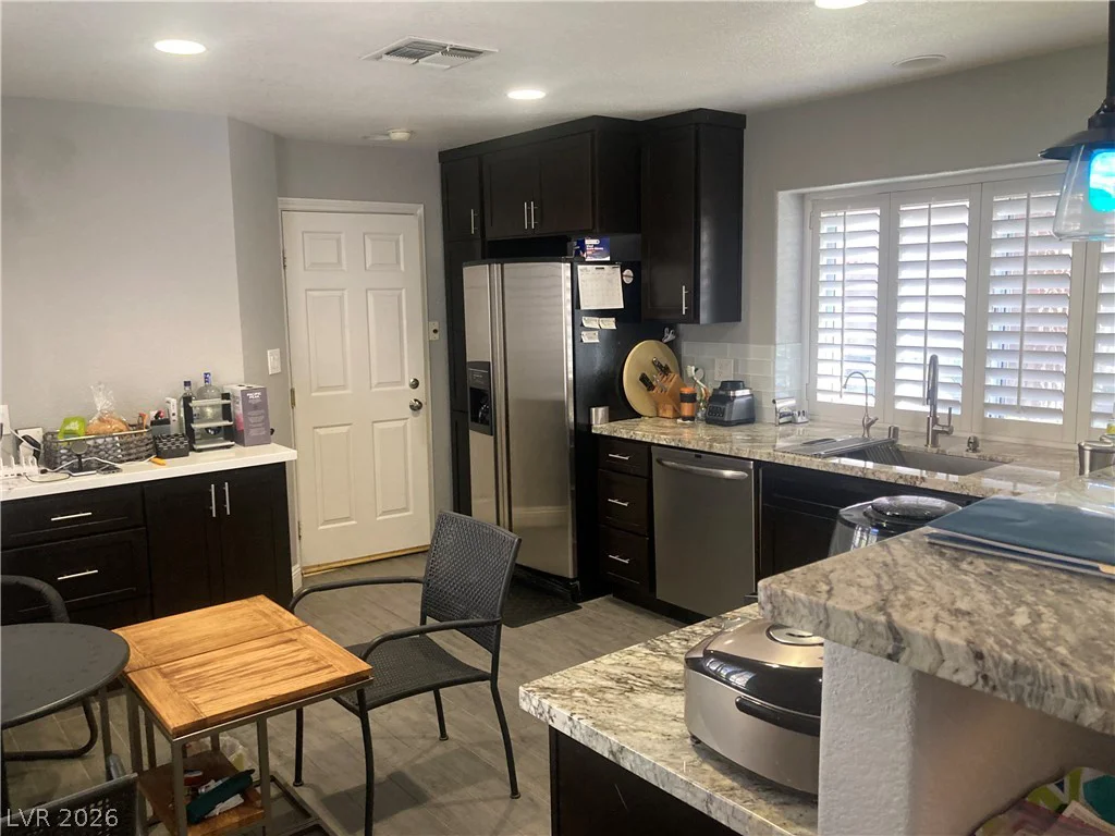 7061 Bright Springs, Las Vegas, NV 89113