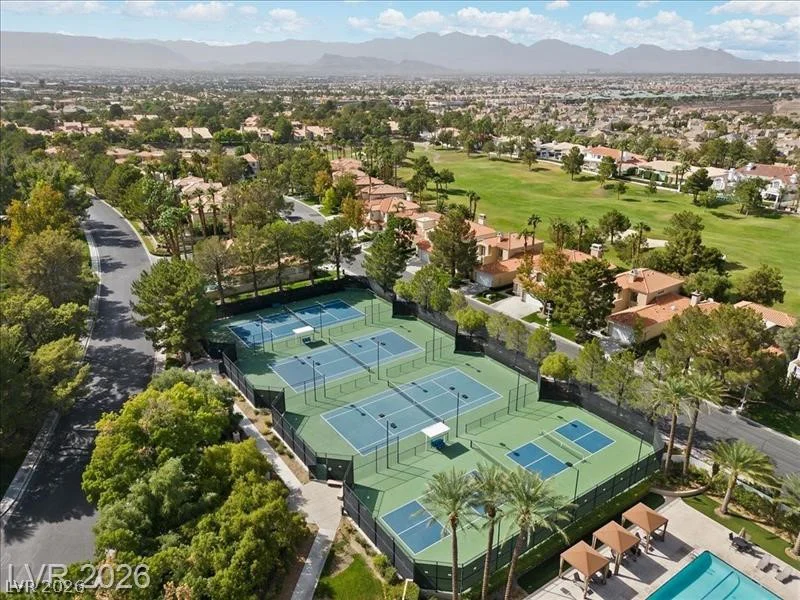 7061 Bright Springs, Las Vegas, NV 89113