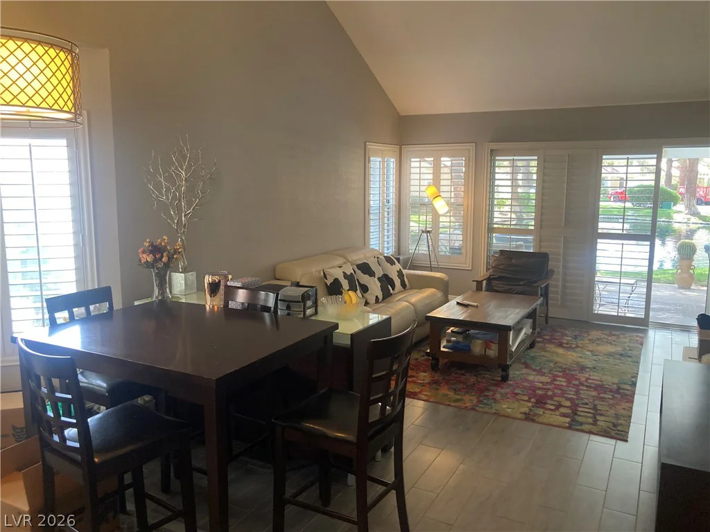 7061 Bright Springs, Las Vegas, NV 89113
