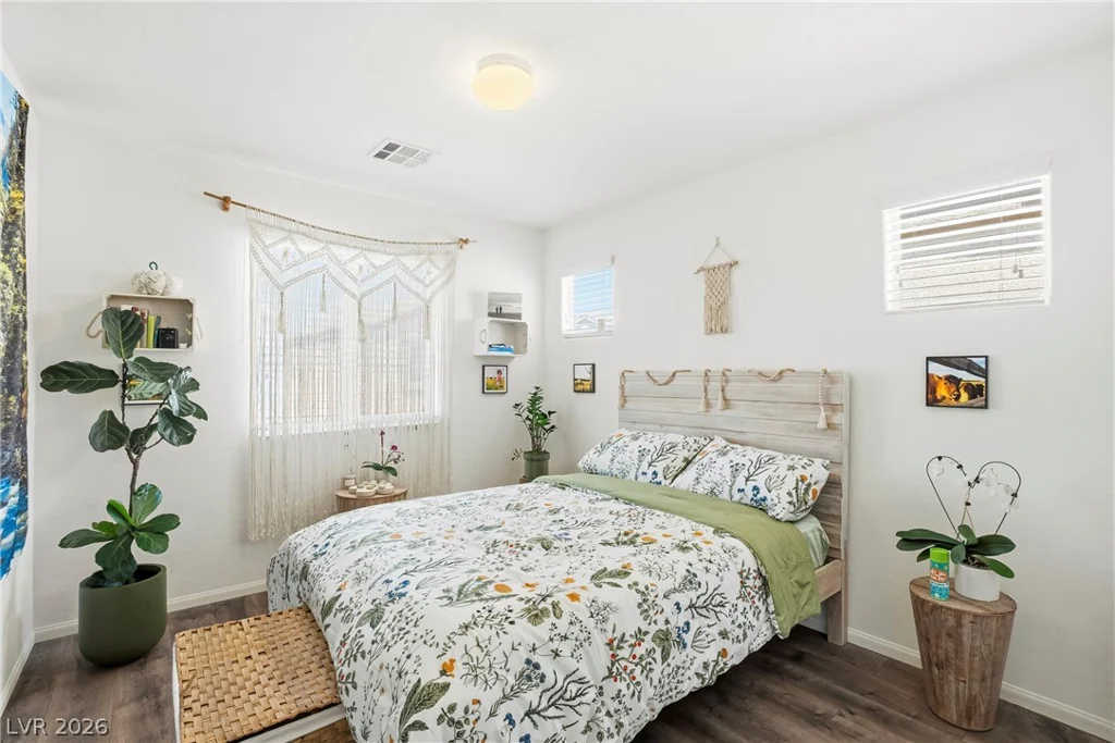 9041 Cross Stitch, Las Vegas, NV 89149