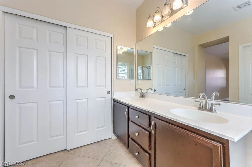 568 Broken Shale, Henderson, NV 89052