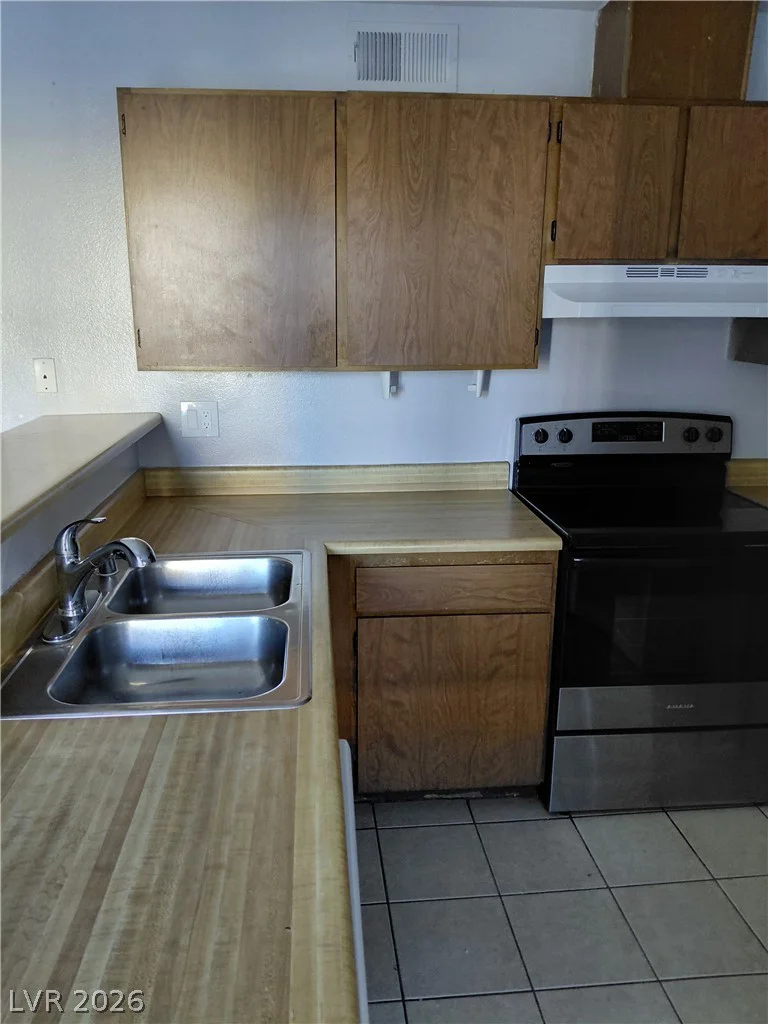 4622 Tracylynn, Las Vegas, NV 89121