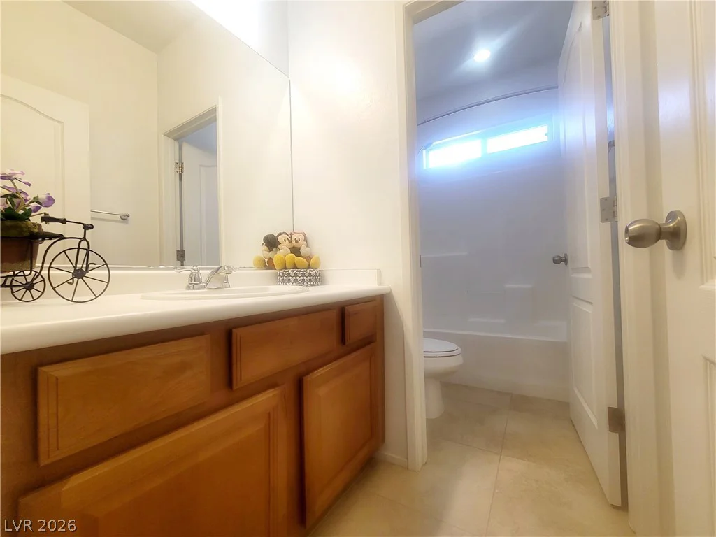 7492 Perla Del Mar, Las Vegas, NV 89179