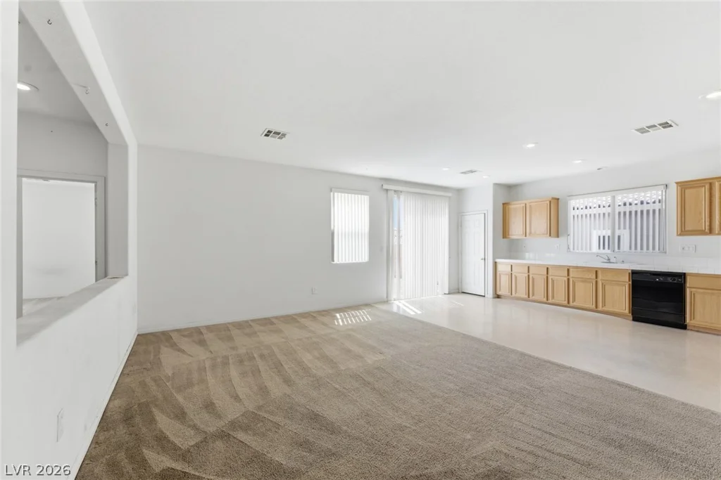 6720 Sugarbird, North Las Vegas, NV 89084