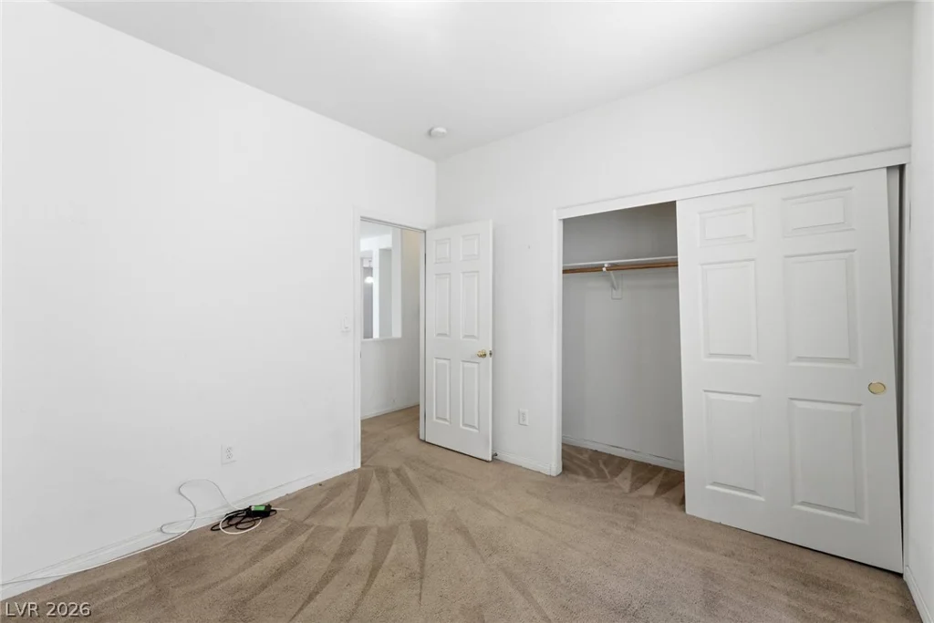 6720 Sugarbird, North Las Vegas, NV 89084