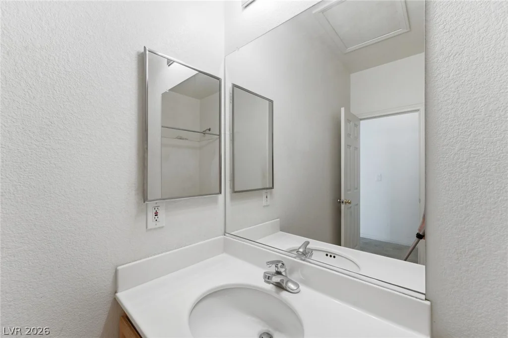 6720 Sugarbird, North Las Vegas, NV 89084