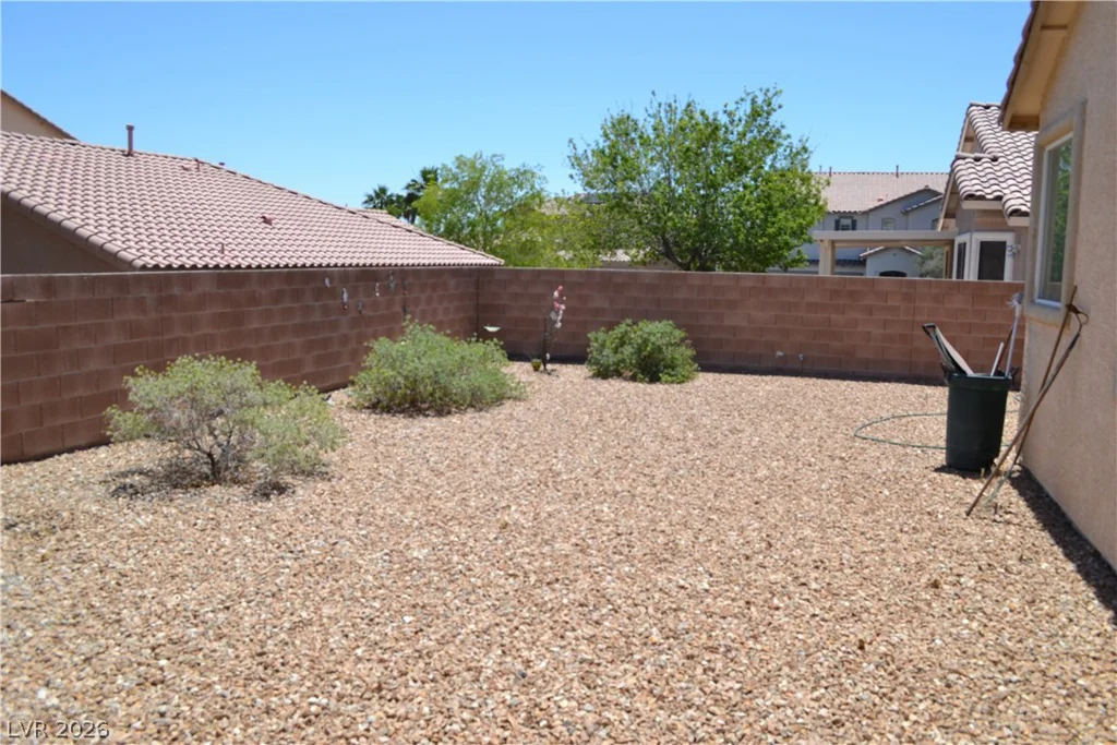 6720 Sugarbird, North Las Vegas, NV 89084