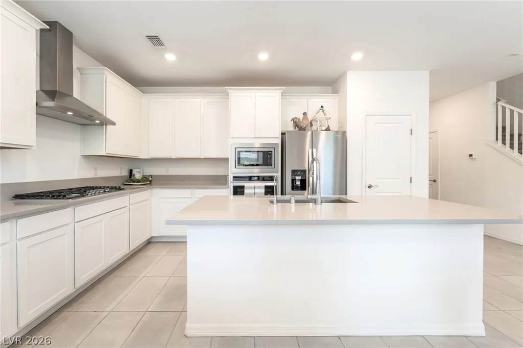 8076 Adelaide Hills, Las Vegas, NV 89113