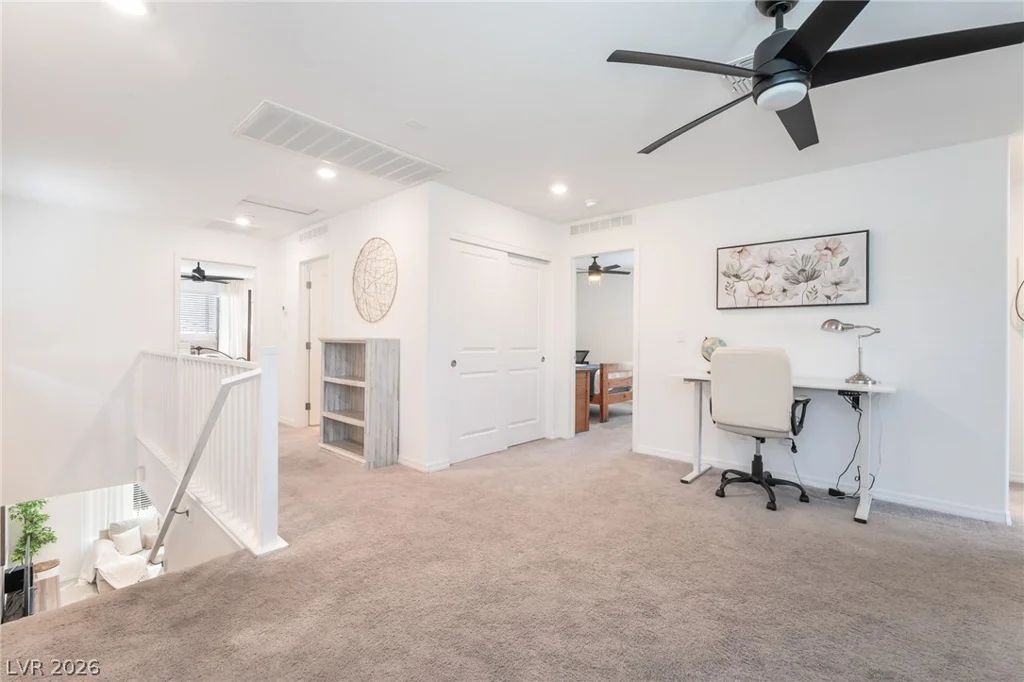 8076 Adelaide Hills, Las Vegas, NV 89113