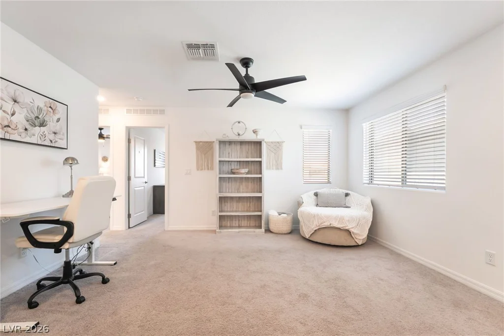 8076 Adelaide Hills, Las Vegas, NV 89113