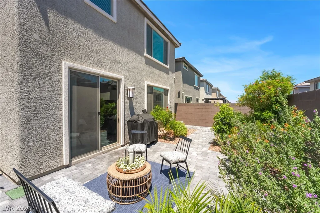 8076 Adelaide Hills, Las Vegas, NV 89113