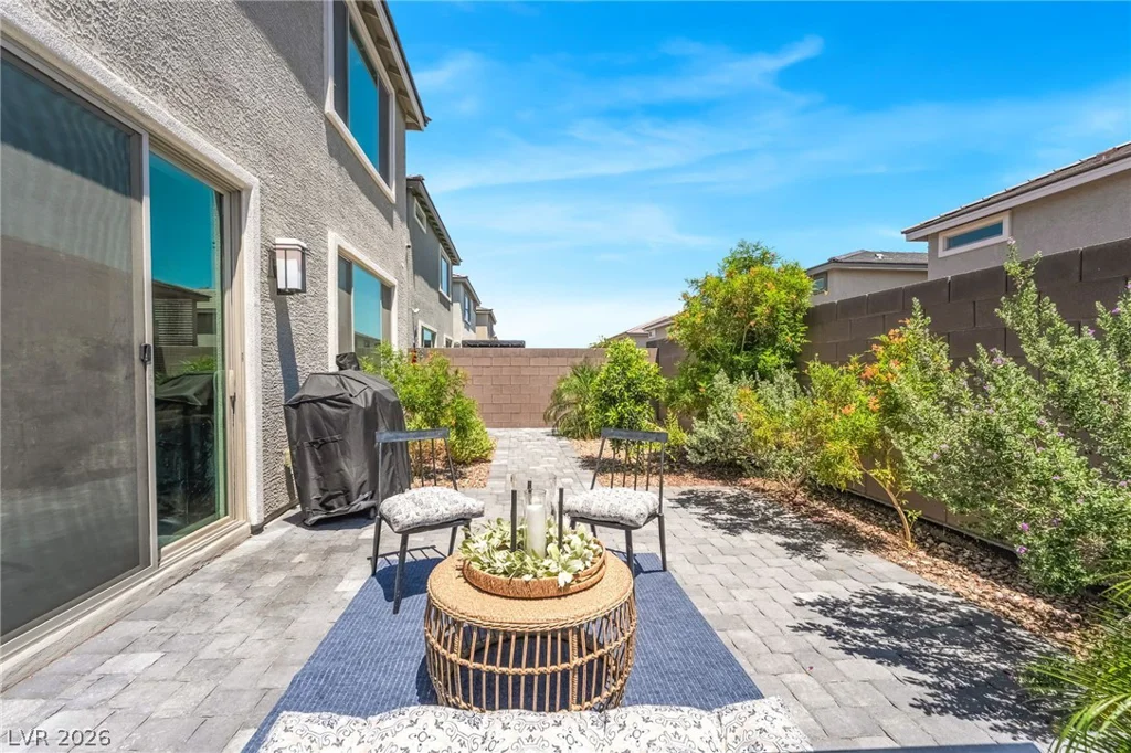 8076 Adelaide Hills, Las Vegas, NV 89113