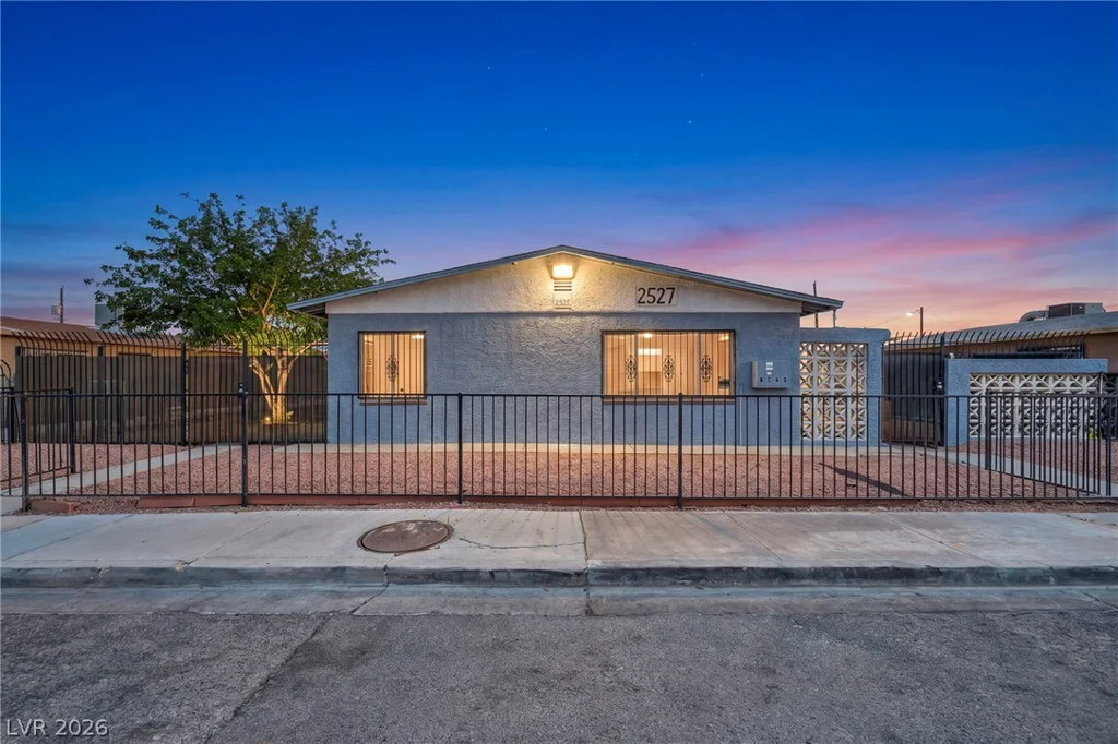 2527 Carroll, North Las Vegas, NV 89030