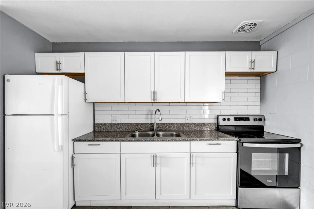 2527 Carroll, North Las Vegas, NV 89030