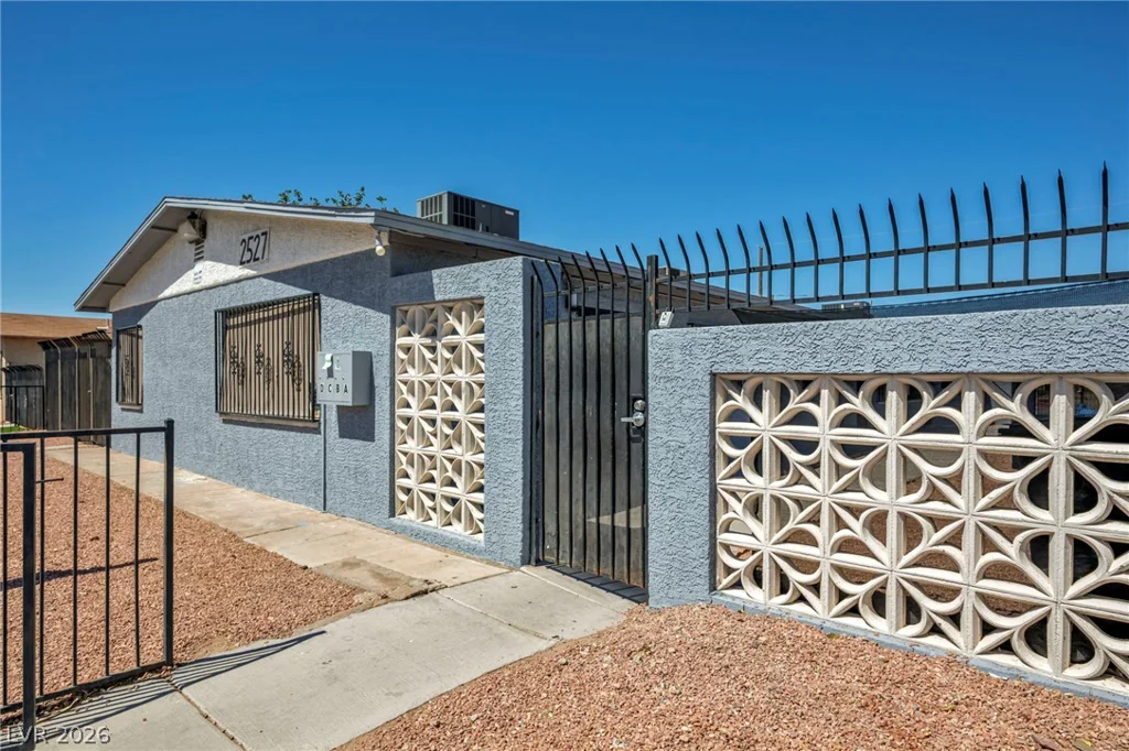 2527 Carroll, North Las Vegas, NV 89030