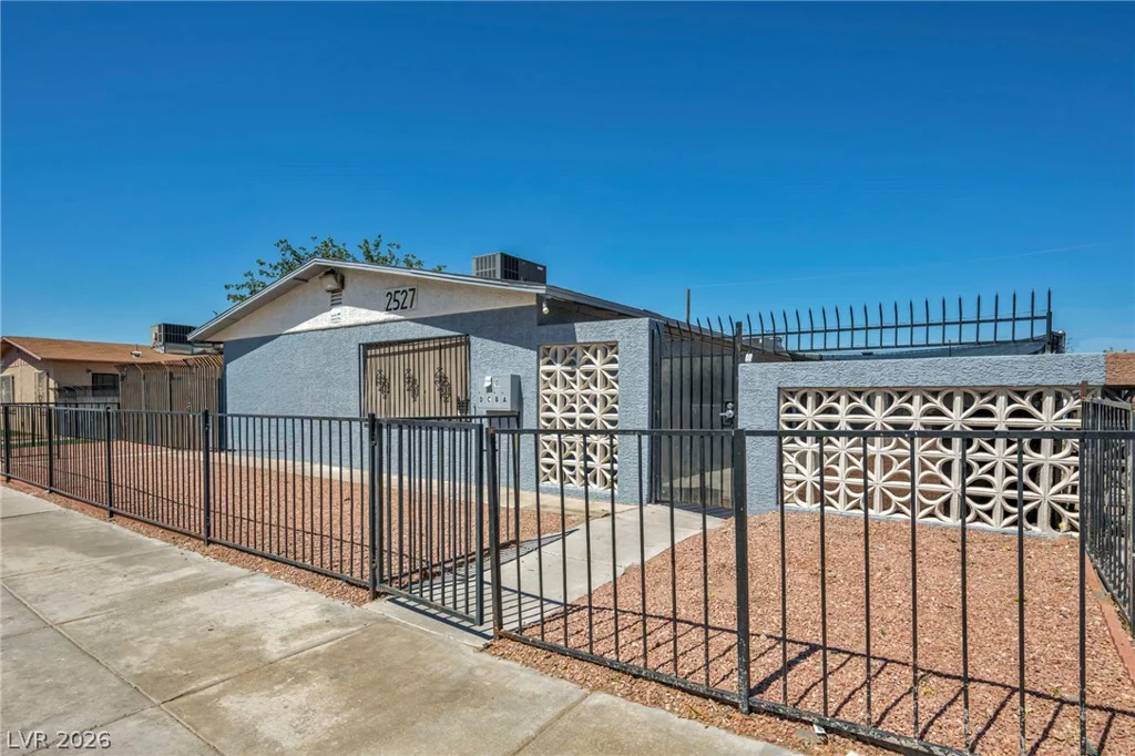 2527 Carroll, North Las Vegas, NV 89030