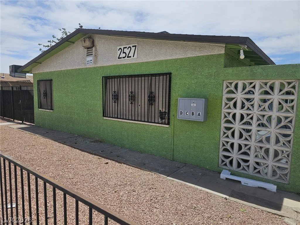 2527 Carroll, North Las Vegas, NV 89030
