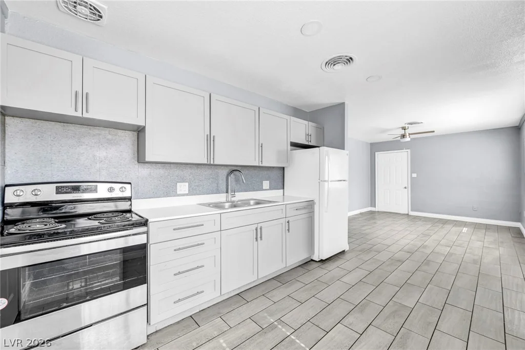 2527 Carroll, North Las Vegas, NV 89030