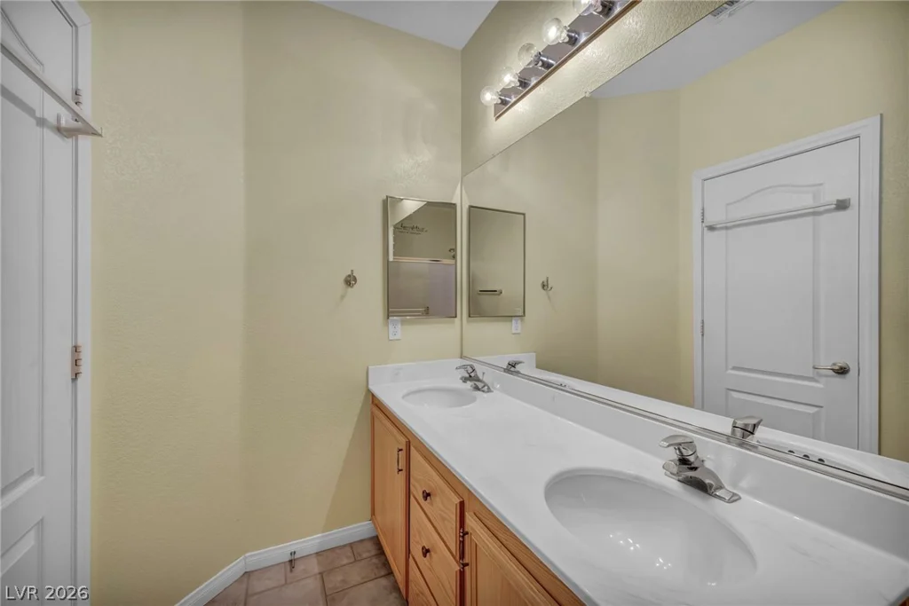 3009 Teal Beach, Las Vegas, NV 89117