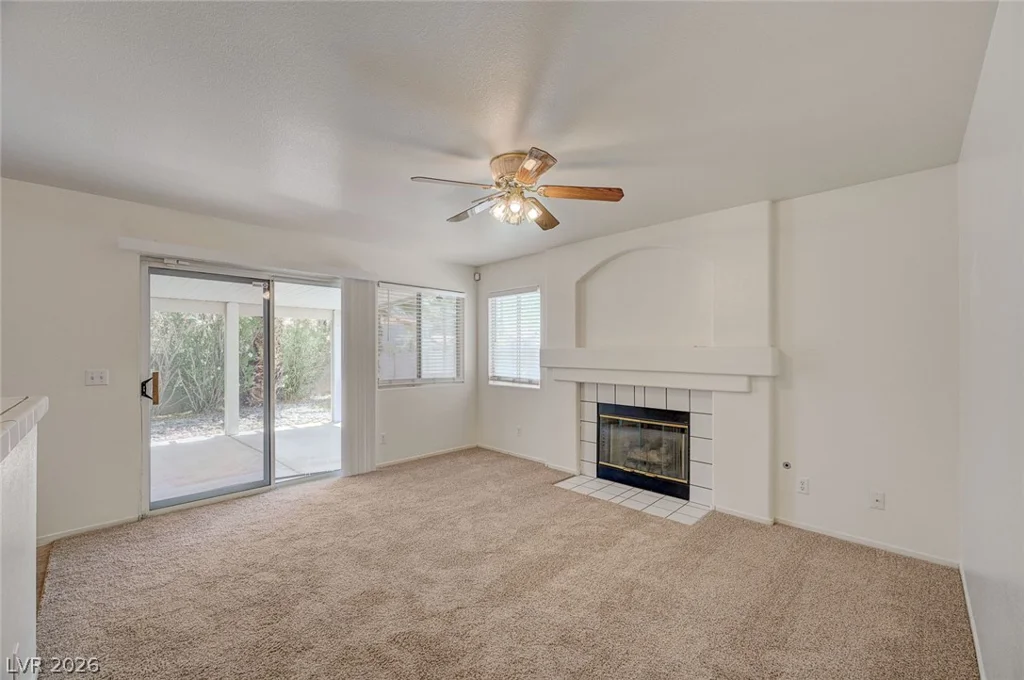 2462 Cavern Cove, Las Vegas, NV 89156