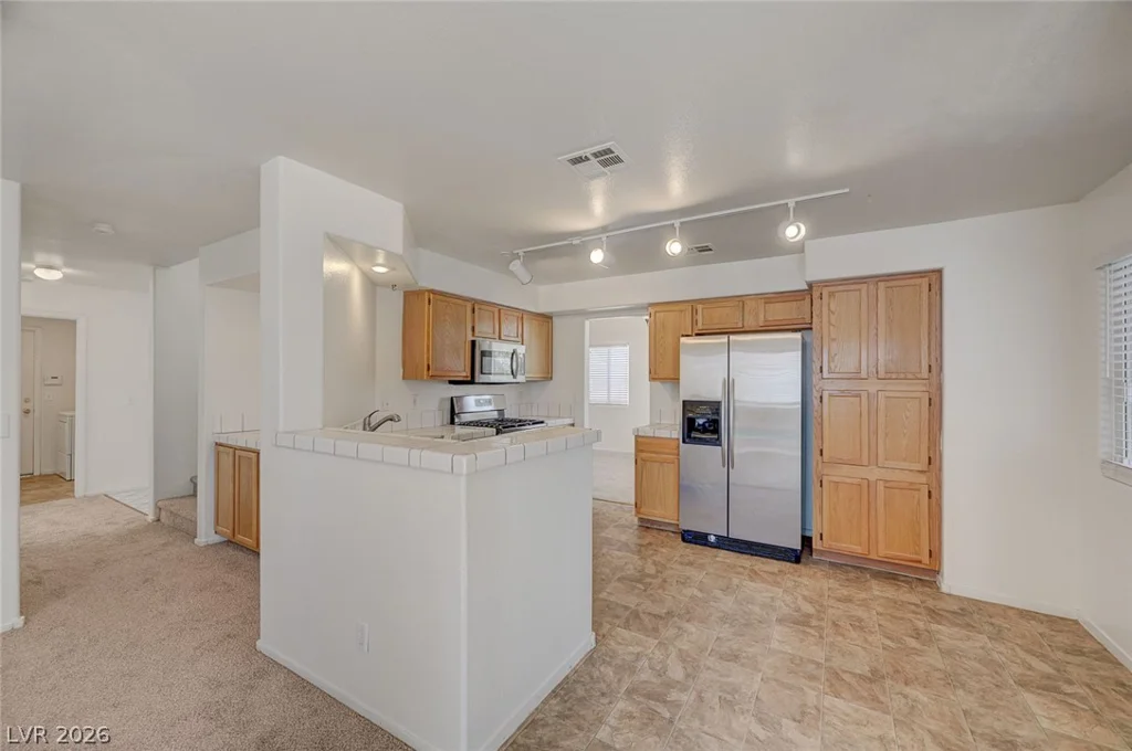 2462 Cavern Cove, Las Vegas, NV 89156