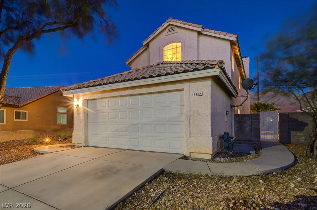 2462 Cavern Cove, Las Vegas, NV 89156