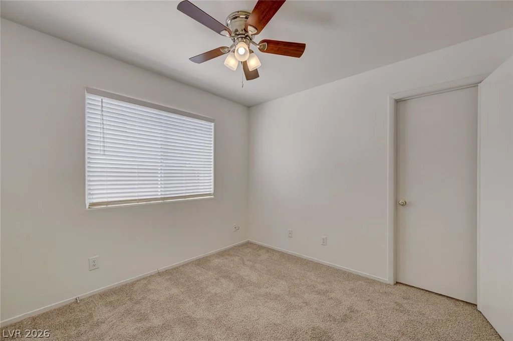 2462 Cavern Cove, Las Vegas, NV 89156