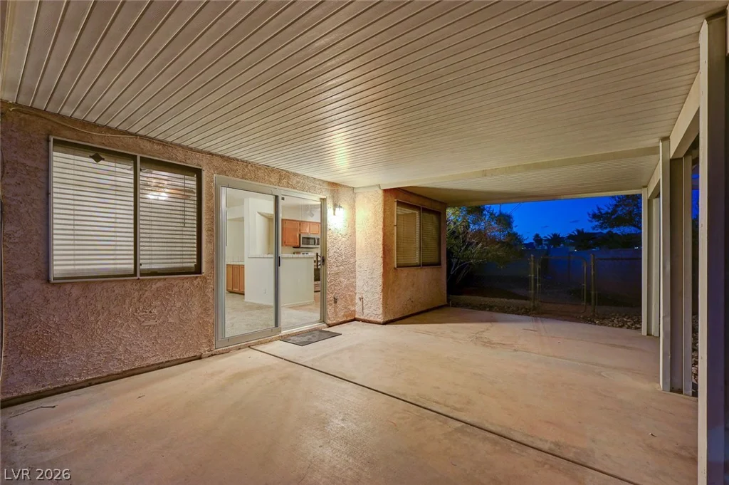 2462 Cavern Cove, Las Vegas, NV 89156