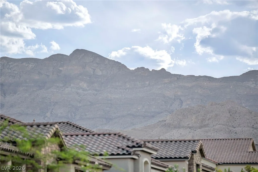 6424 Belgrossa Bend, Las Vegas, NV 89166