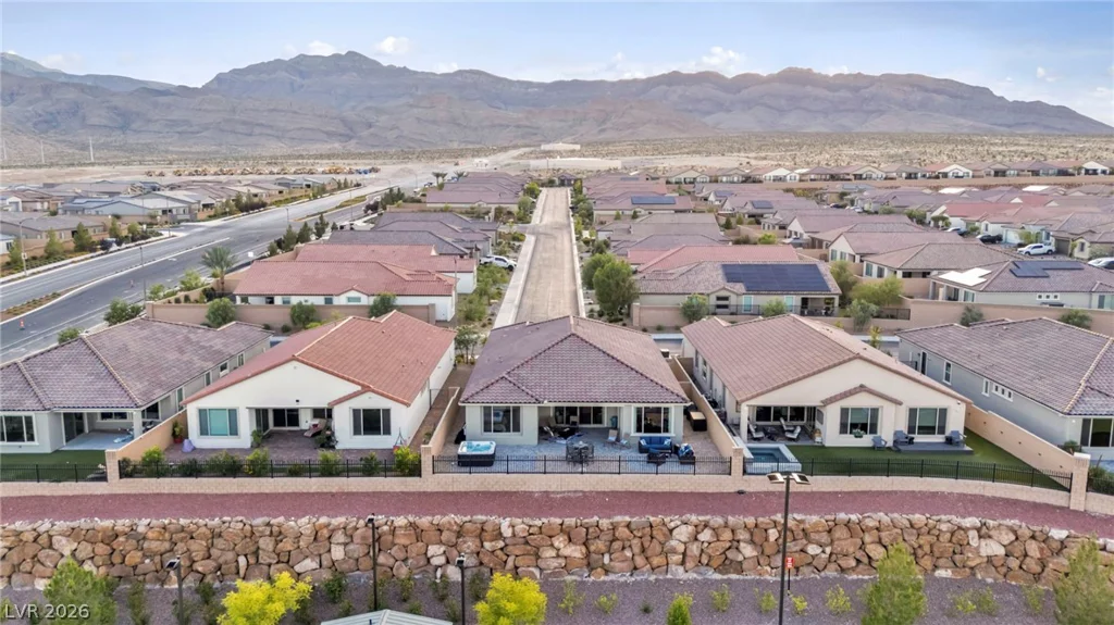 6424 Belgrossa Bend, Las Vegas, NV 89166