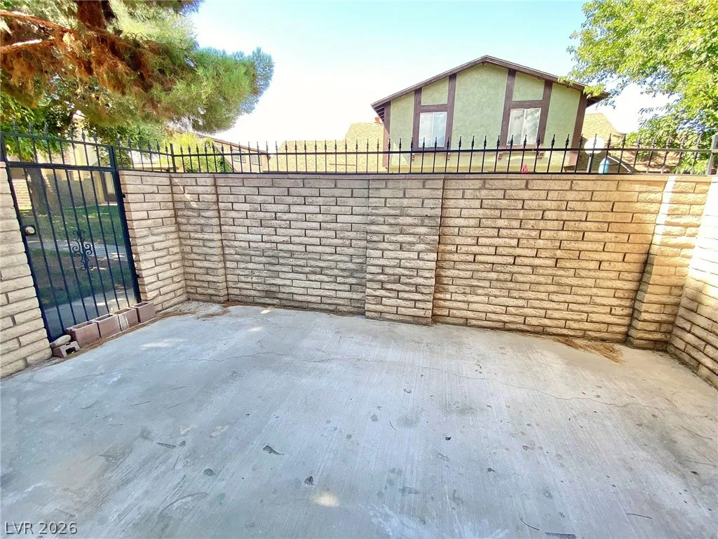4508 Del Oro, Las Vegas, NV 89102