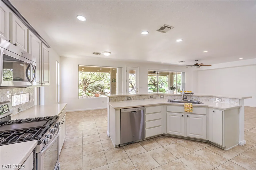 10266 Maggira, Las Vegas, NV 89135