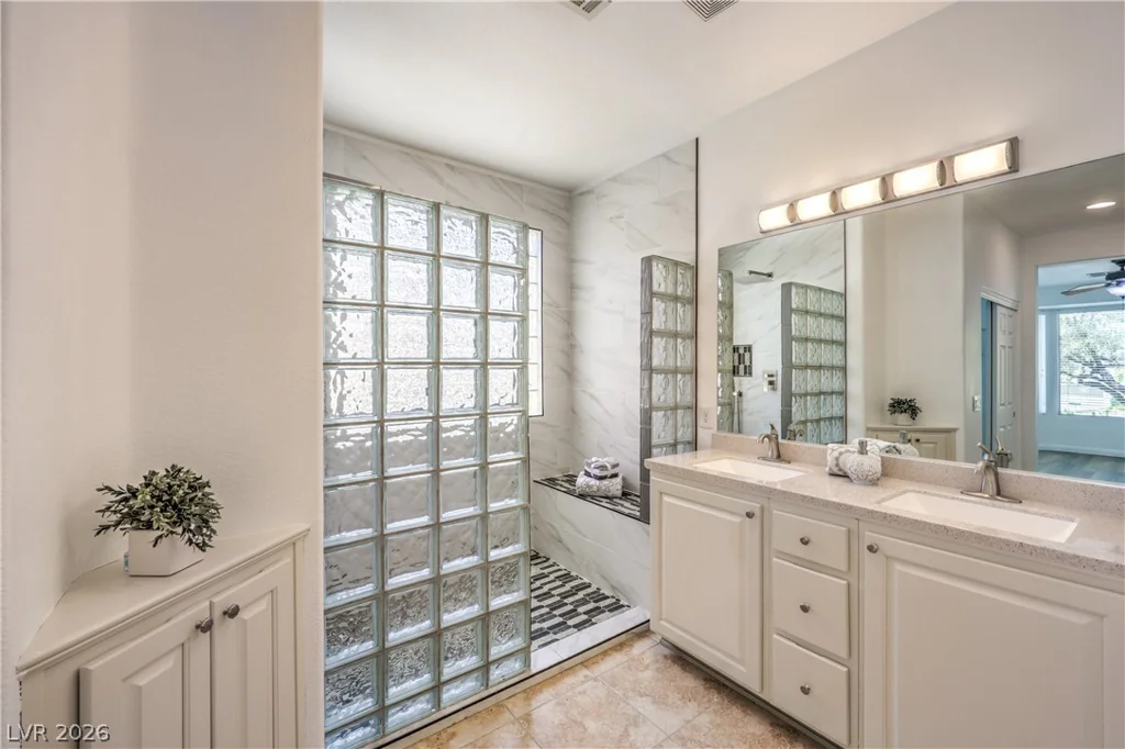 10266 Maggira, Las Vegas, NV 89135