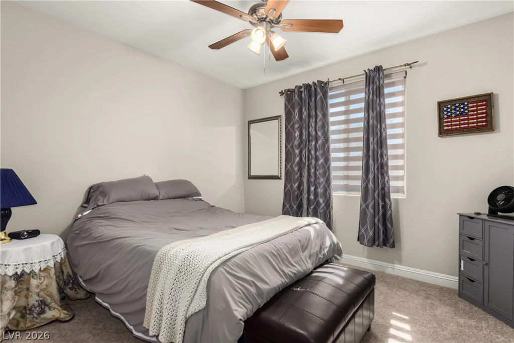 10934 Delparke Valley, Las Vegas, NV 89166