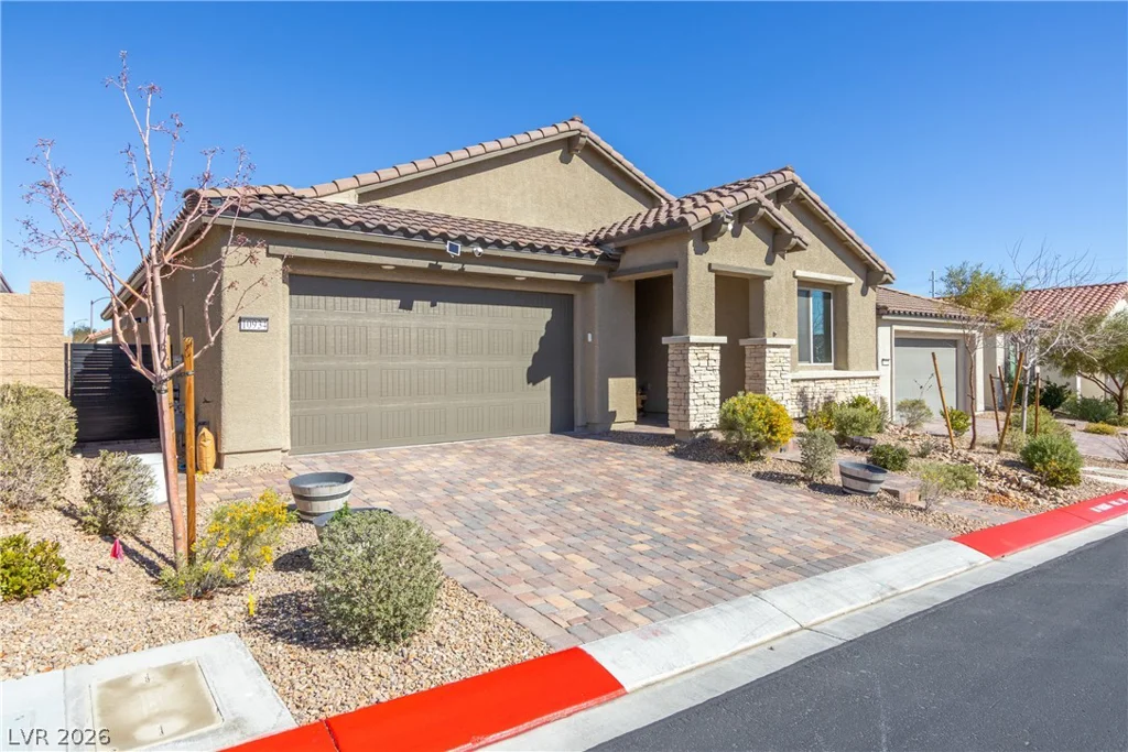 10934 Delparke Valley, Las Vegas, NV 89166