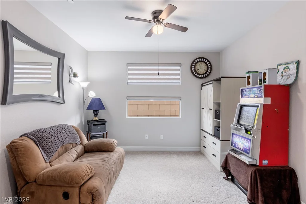 10934 Delparke Valley, Las Vegas, NV 89166