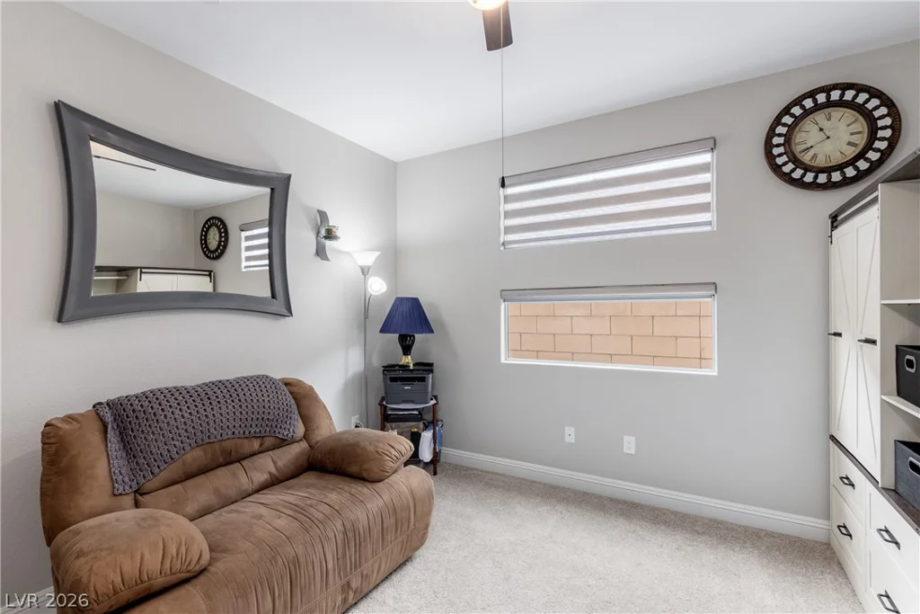10934 Delparke Valley, Las Vegas, NV 89166