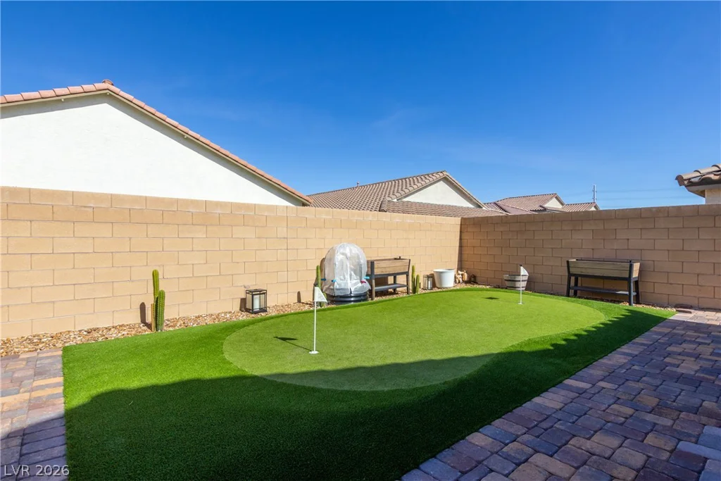 10934 Delparke Valley, Las Vegas, NV 89166