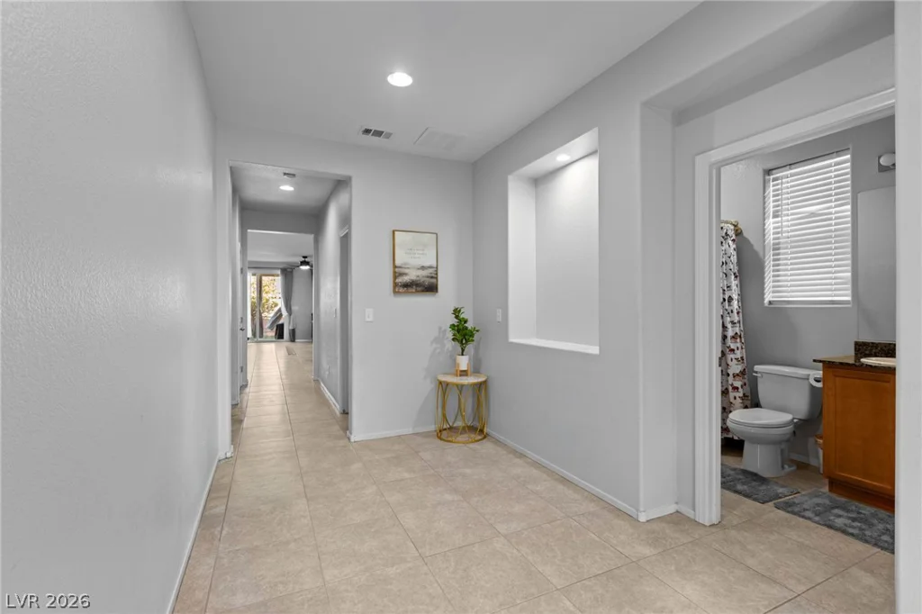 5804 Clear Haven, North Las Vegas, NV 89081