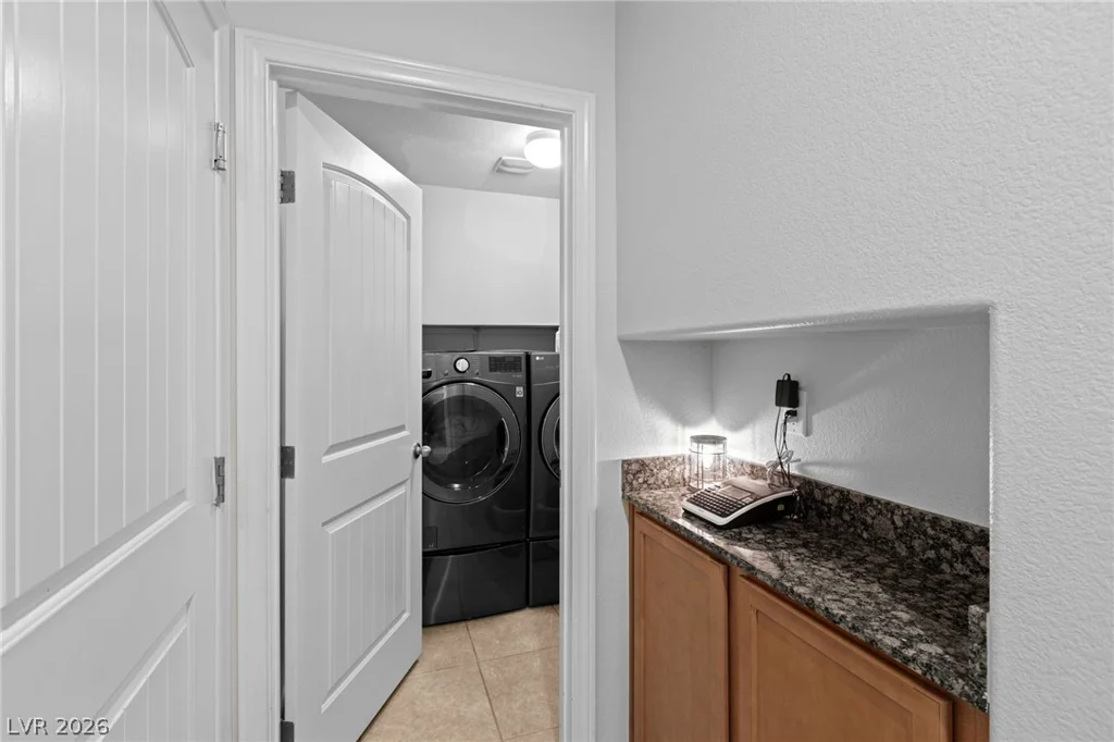 5804 Clear Haven, North Las Vegas, NV 89081