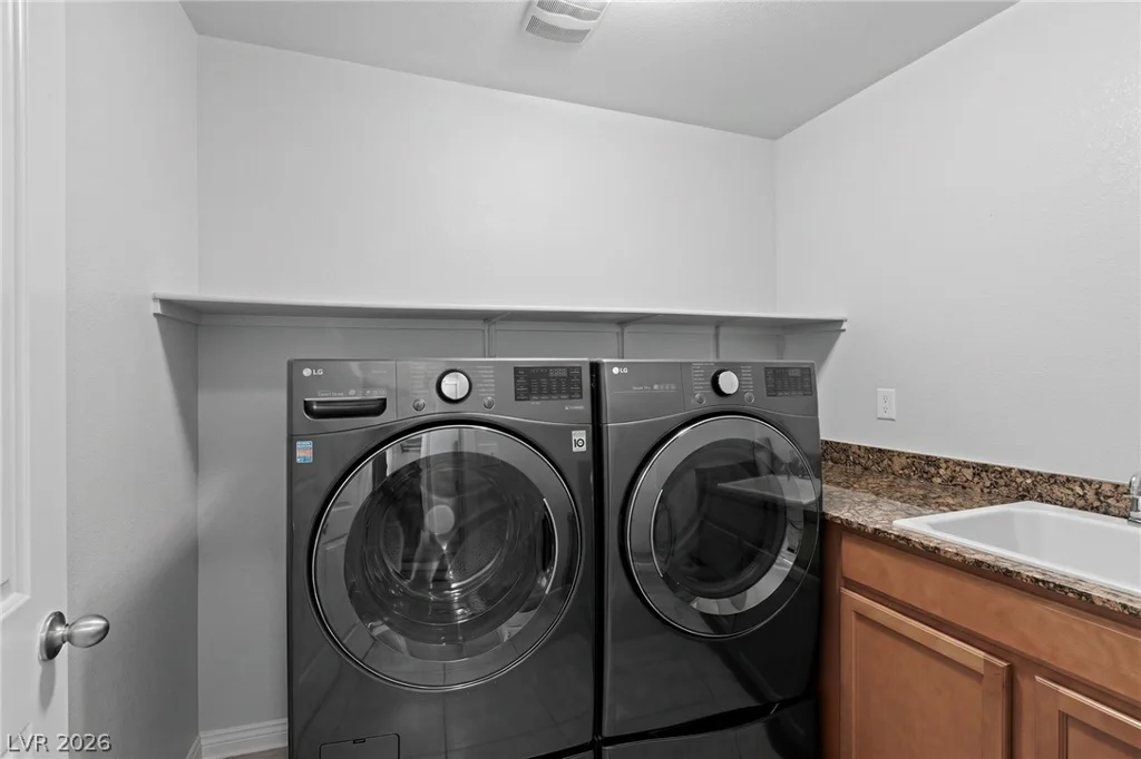 5804 Clear Haven, North Las Vegas, NV 89081