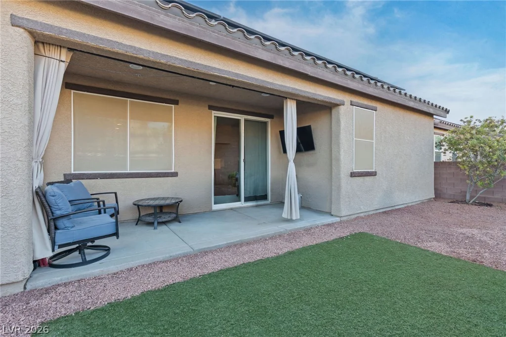5804 Clear Haven, North Las Vegas, NV 89081