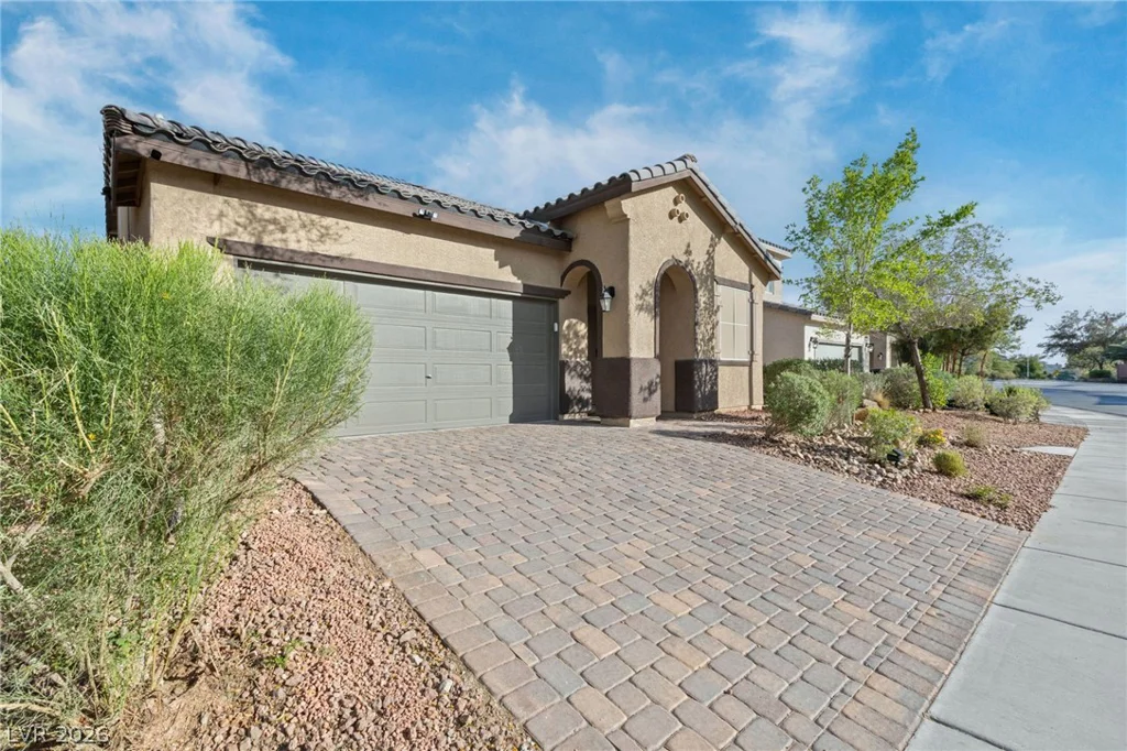 5804 Clear Haven, North Las Vegas, NV 89081