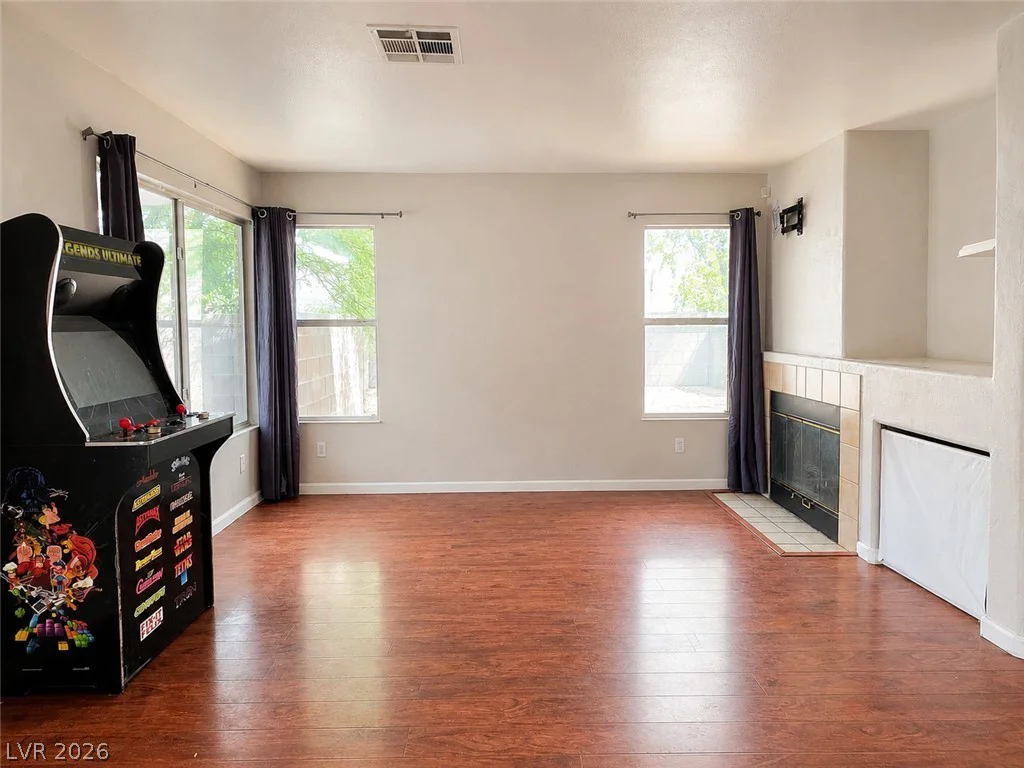 2217 Avery, Las Vegas, NV 89108