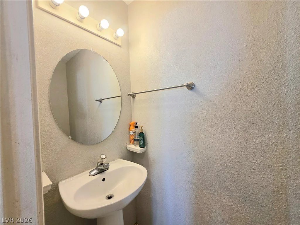 2217 Avery, Las Vegas, NV 89108