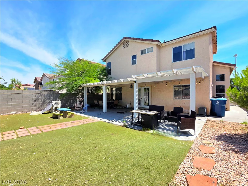 2217 Avery, Las Vegas, NV 89108