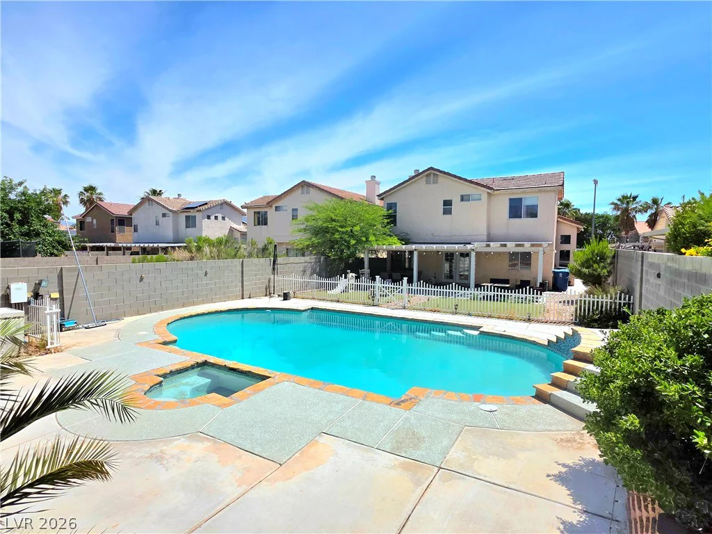 2217 Avery, Las Vegas, NV 89108