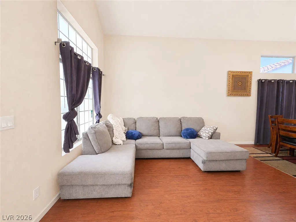 2217 Avery, Las Vegas, NV 89108
